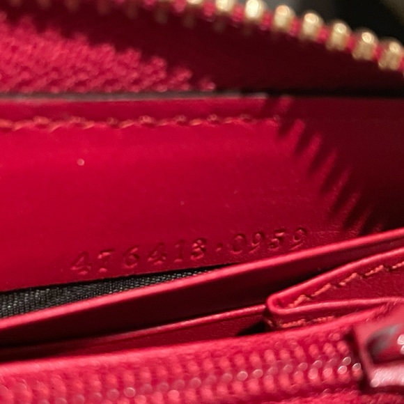 Gucci Supreme Monogram Rainbow Love Zip Around Wallet - Picture 6 of 12